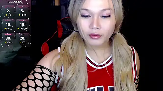 stacey wills44 online show from 02-20-25, 07:52