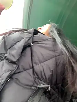 CrazzyChicks online show from 04-15-26, 08:20