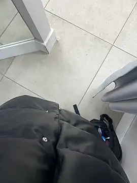 CrazzyChicks online show from 03-06-26, 07:36