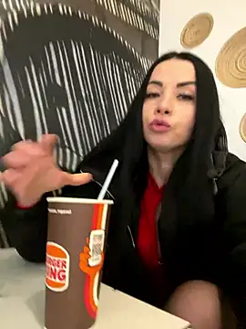 CrazzyChicks online show from 01-15-26, 05:33