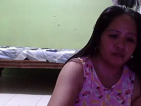 Snapshot of sweetlady_pinay chatting on 03-14-25, 11:56 sweetlady pinay online show from 03-14-25, 11:56