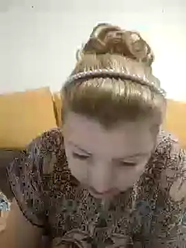 stefanyharper16 online show from 02-25-25, 08:21