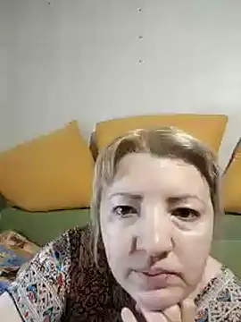 stefanyharper16 online show from 11-04-25, 07:28