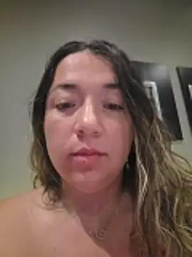 isabella rossse online show from 04-05-26, 07:48