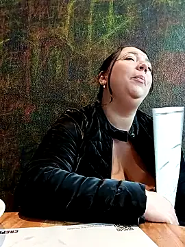 isabella rossse online show from 03-06-25, 08:48