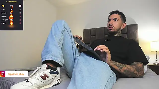 Snapshot of Evans_Osler chatting on 02-28-26, 10:42 Evans Osler online show from 02-28-26, 10:42