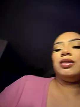 Snapshot of CarmelaAnthony chatting on 10-12-25, 12:17 CarmelaAnthony online show from 10-12-25, 12:17