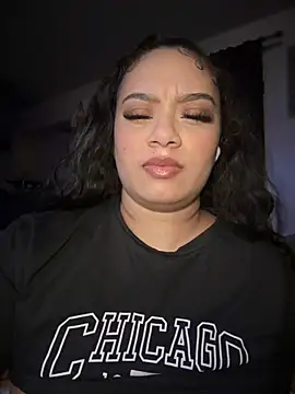 Snapshot of CarmelaAnthony chatting on 01-29-25, 11:09 CarmelaAnthony online show from 01-29-25, 11:09