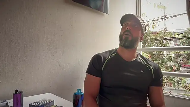 romeolovedark online show from 12-16-25, 09:41