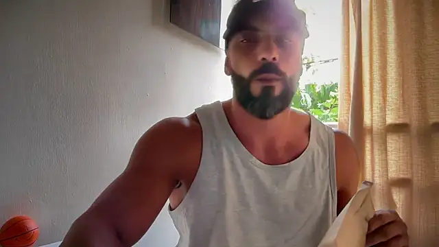 Snapshot of romeolovedark chatting on 05-16-26, 08:41 romeolovedark online show from 05-16-26, 08:41