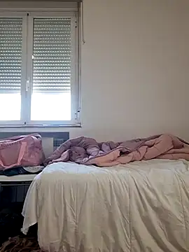 laura dirtyhot online show from 12-16-24, 08:20