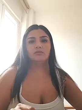 laura dirtyhot online show from 12-13-24, 04:05