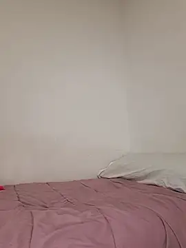 laura dirtyhot online show from 12-17-24, 08:01