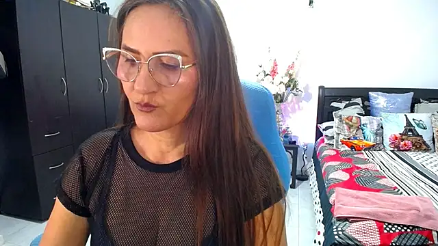 Snapshot of Xiimen chatting on 02-06-26, 11:56 Xiimen online show from 02-06-26, 11:56