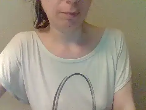 Moi Lina online show from 06-27-26, 12:16