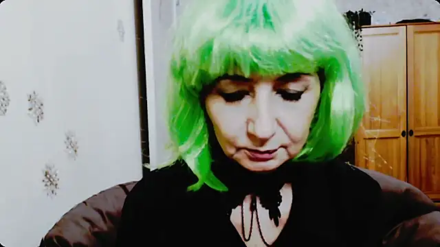 AnnieEltgant online show from 12-04-25, 02:27