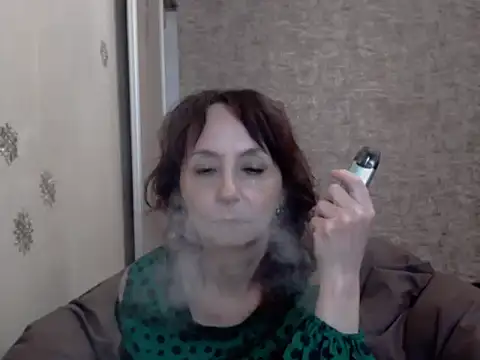 Snapshot of AnnieEltgant chatting on 05-30-26, 08:53 AnnieEltgant online show from 05-30-26, 08:53