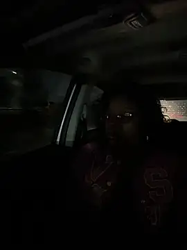 Snapshot of ChocolateBuns101 chatting on 01-19-25, 06:09 ChocolateBuns101 online show from 01-19-25, 06:09