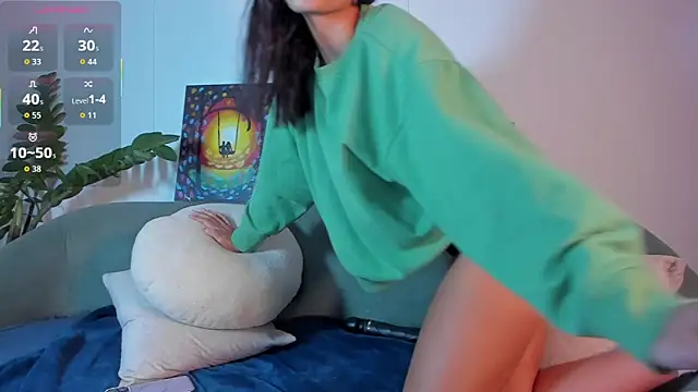 TIFFANYRUSSO online show from 10-23-25, 05:39