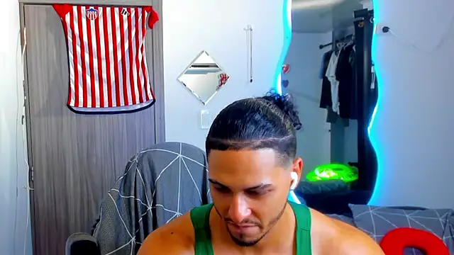 Kris Khalifa69 online show from 04-11-26, 10:24