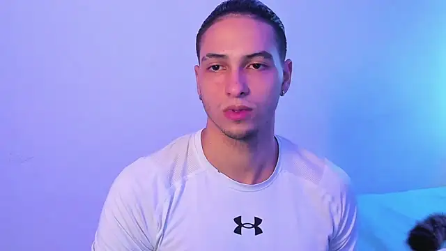 Snapshot of Kris_Khalifa69 chatting on 12-08-24, 09:52 Kris Khalifa69 online show from 12-08-24, 09:52