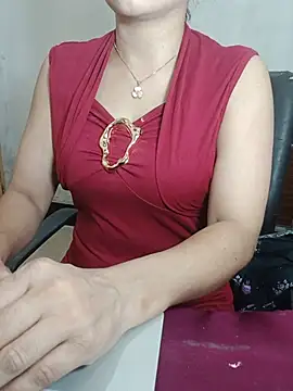 Snapshot of Chanchal--Navya chatting on 07-10-26, 06:41 Chanchal--Navya online show from 07-10-26, 06:41
