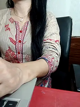 Chanchal--Navya online show from 04-25-26, 06:16