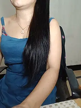 Snapshot of Chanchal--Navya chatting on 07-11-26, 07:25 Chanchal--Navya online show from 07-11-26, 07:25