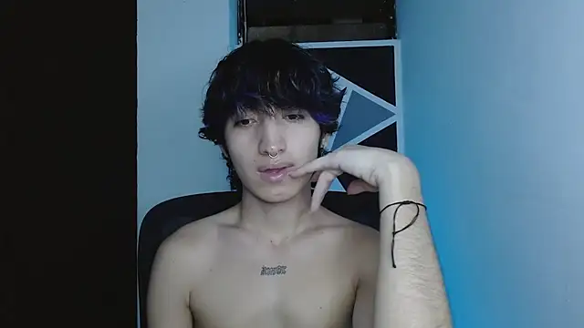 littlextreme online show from 02-05-26, 01:01