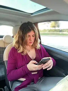 DaisyVibesss online show from 01-12-25, 03:14