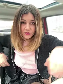 DaisyVibesss online show from 02-08-25, 10:50