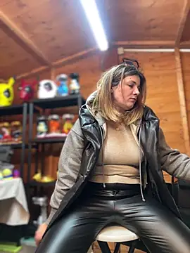 DaisyVibesss online show from 01-05-25, 06:13