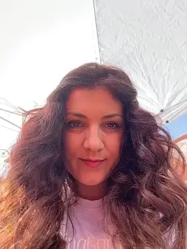 DaisyVibesss online show from 03-08-26, 10:07