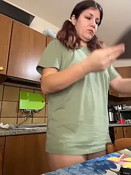 DaisyVibesss online show from 11-18-25, 09:56