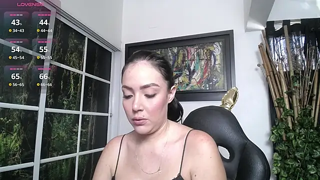 brianna 196 online show from 05-11-26, 07:55