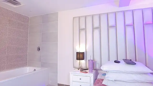 aandreaperez online show from 03-07-26, 12:06