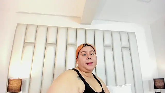 aandreaperez online show from 10-15-25, 11:40