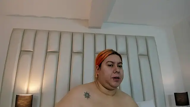 aandreaperez online show from 10-08-25, 12:17