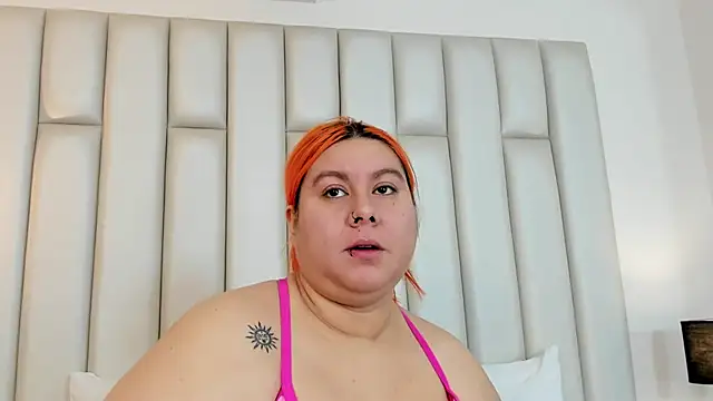 aandreaperez online show from 10-02-25, 01:03