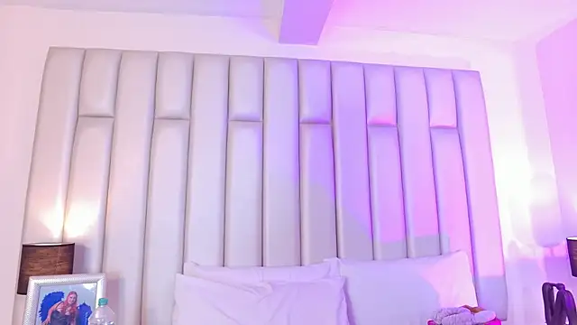 Snapshot of aandreaperez chatting on 02-10-26, 11:42 aandreaperez online show from 02-10-26, 11:42