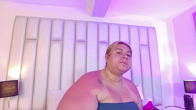 aandreaperez online show from 03-24-26, 11:43