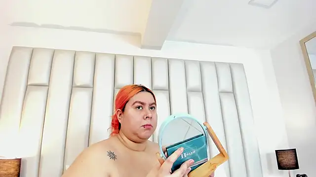 aandreaperez online show from 10-06-25, 11:33