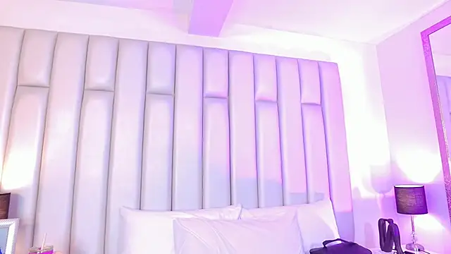 Snapshot of aandreaperez chatting on 02-16-26, 11:42 aandreaperez online show from 02-16-26, 11:42