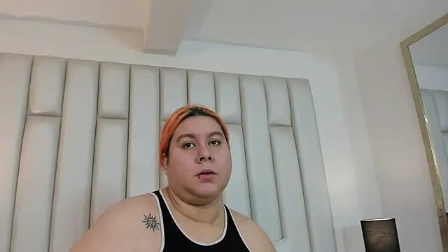 aandreaperez online show from 10-11-25, 11:33