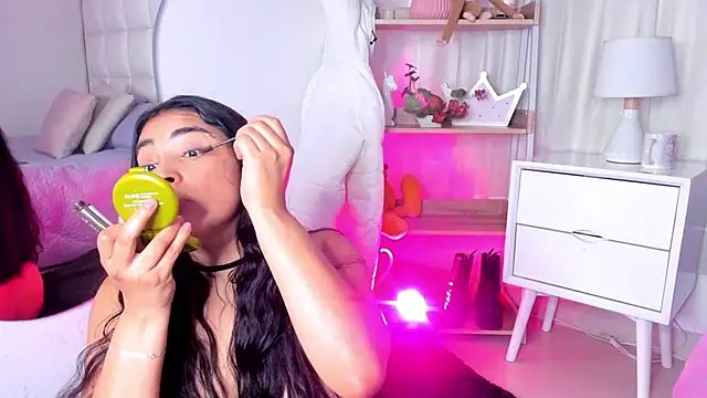 Kirara 22 online show from 03-25-26, 07:57