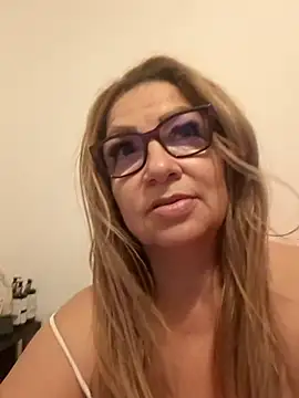 gisela27 online show from 03-12-26, 03:23