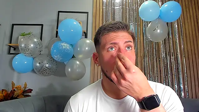 SebastianMaximoff online show from 12-17-25, 12:21