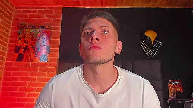 Snapshot of SebastianMaximoff chatting on 03-09-25, 01:26 SebastianMaximoff online show from 03-09-25, 01:26