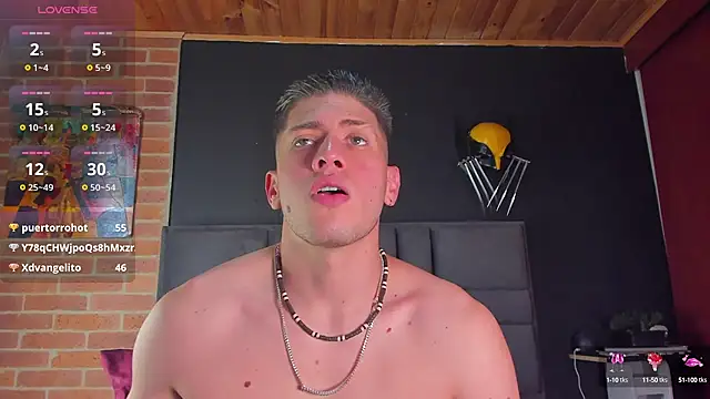 Snapshot of SebastianMaximoff chatting on 03-21-25, 05:34 SebastianMaximoff online show from 03-21-25, 05:34