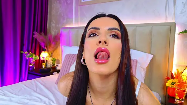 SereneRhodes online show from 10-29-25, 10:58